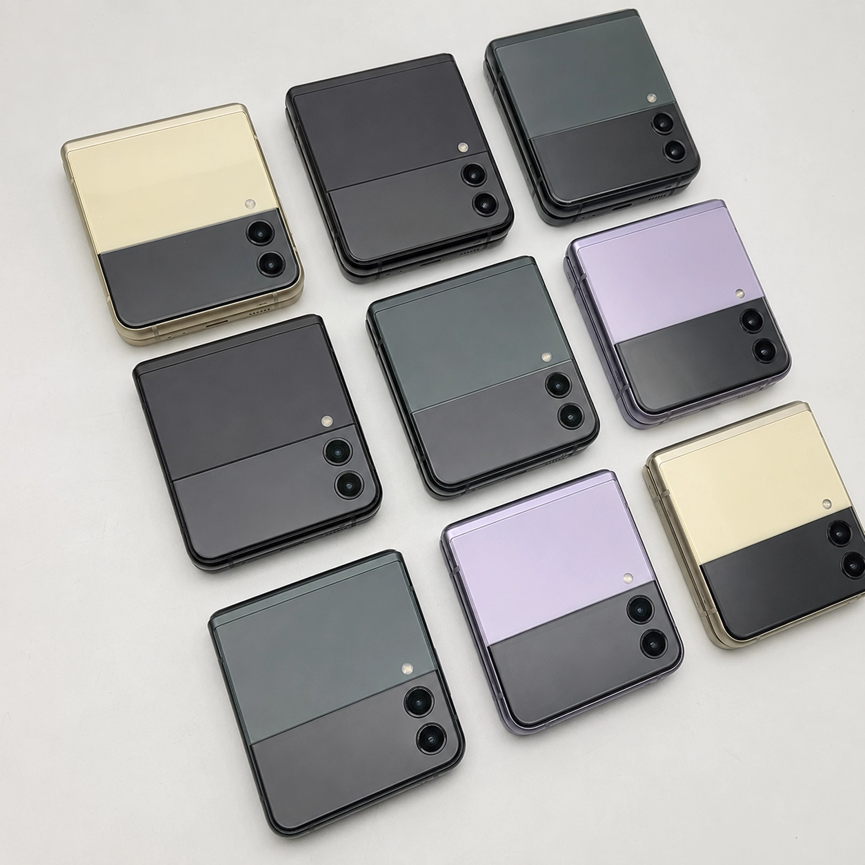 Refurbished Samsung Galaxy Z Flip 3 Wholesale - Image 5