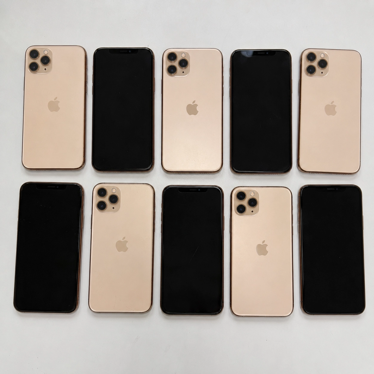 Used Unlocked iPhone 11 Pro Wholesale - Gold - Image 6