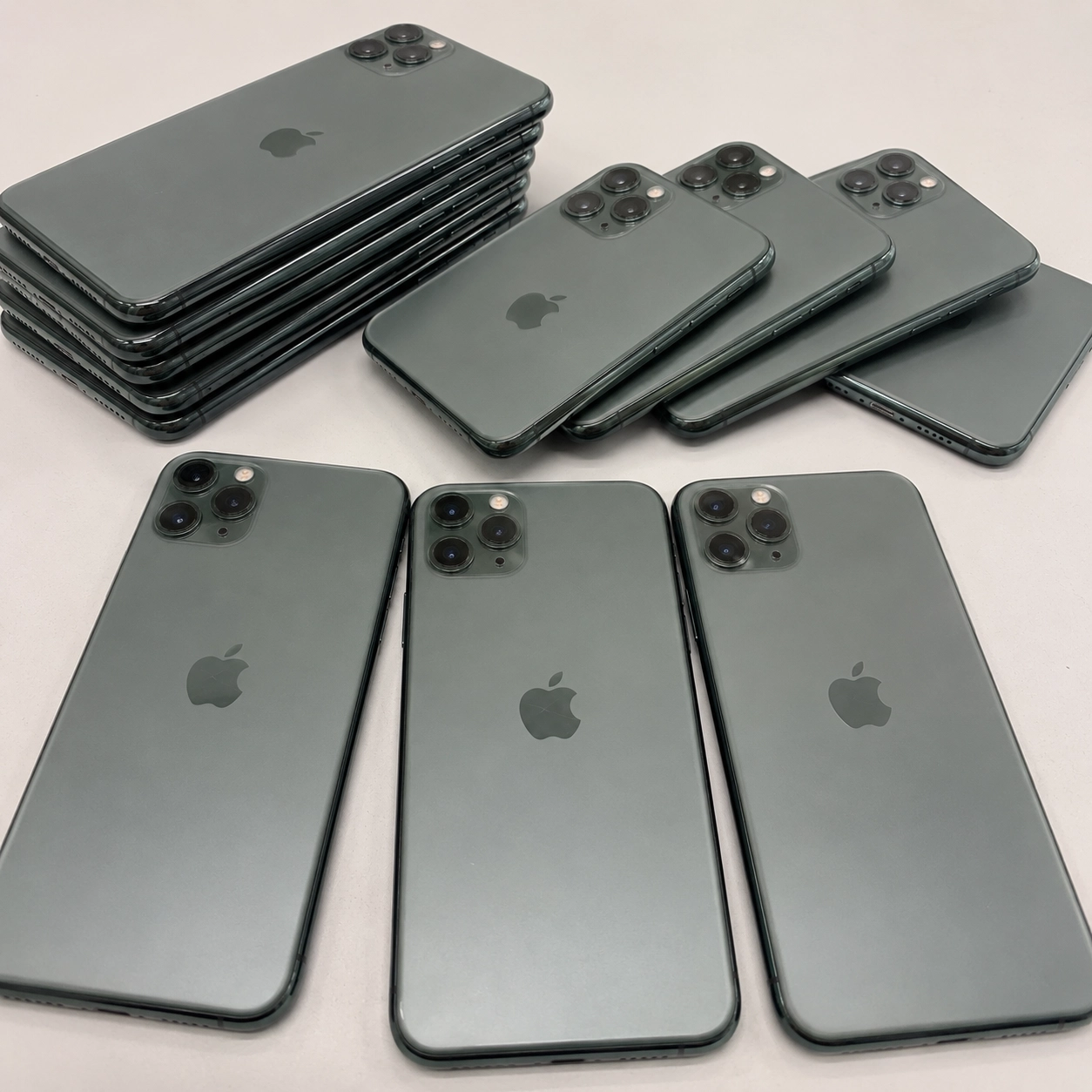 Original Used iPhone 11 Pro Max - Midnight Green - Image 5