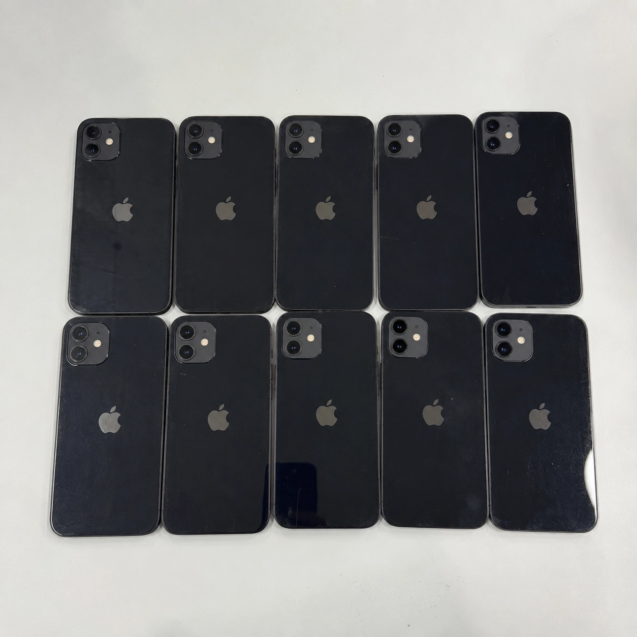 Used iPhone 12 Wholesale - Black - Image 5