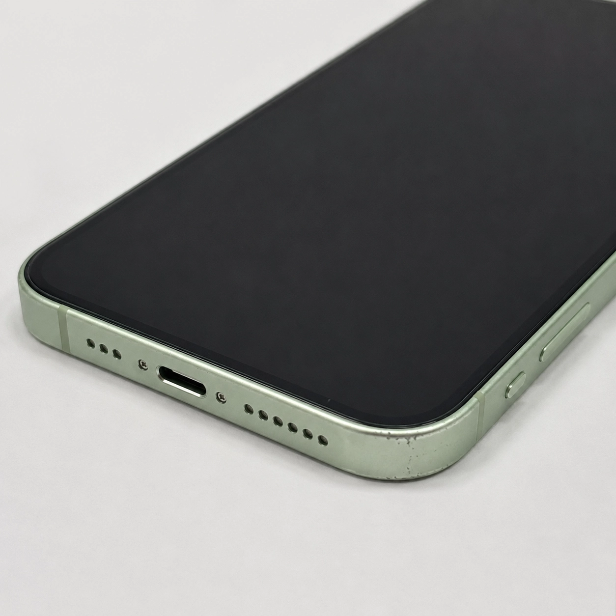 Used iPhone 12 Wholesale - Green - Image 4