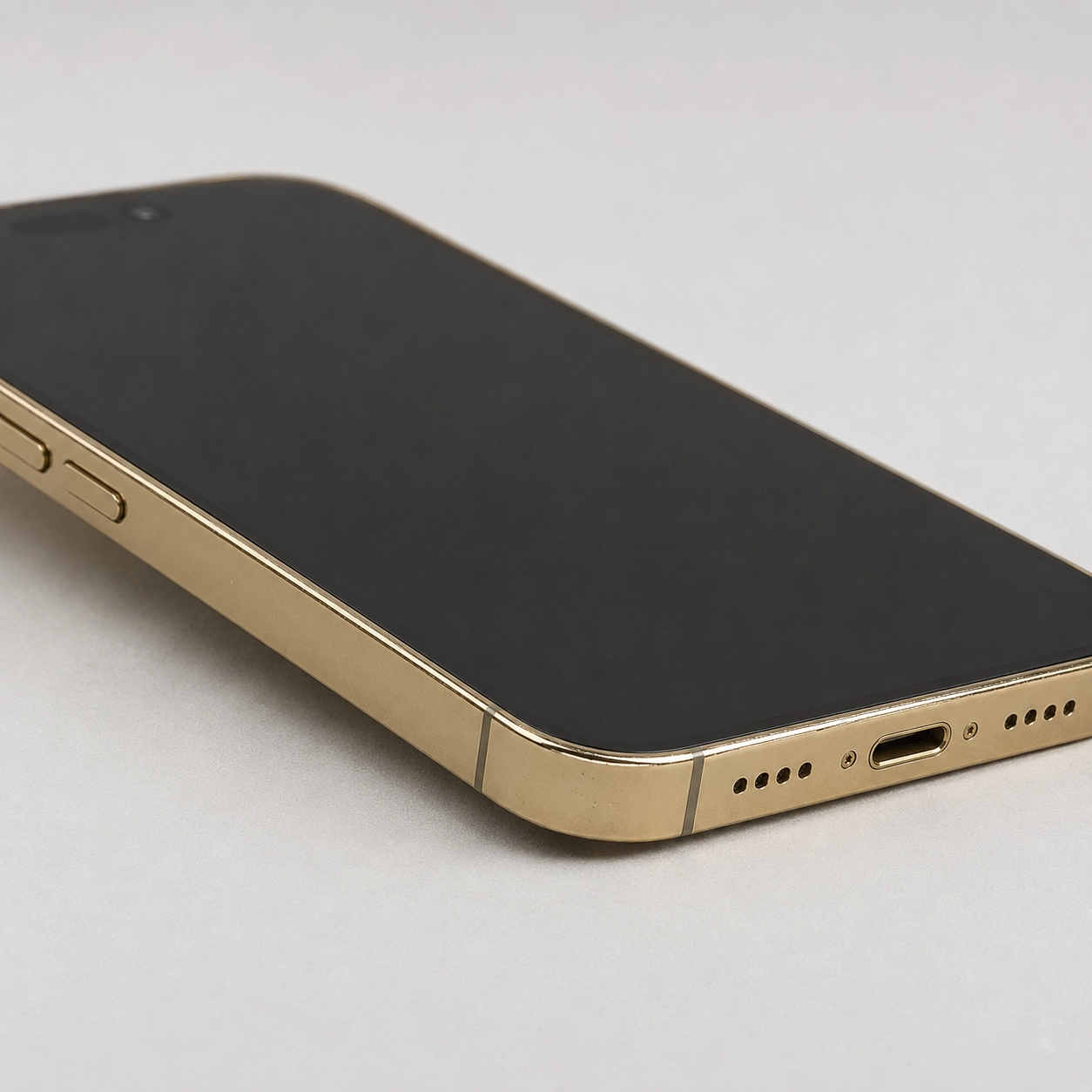 Used iPhone 14 Pro Wholesale - Gold - Image 4