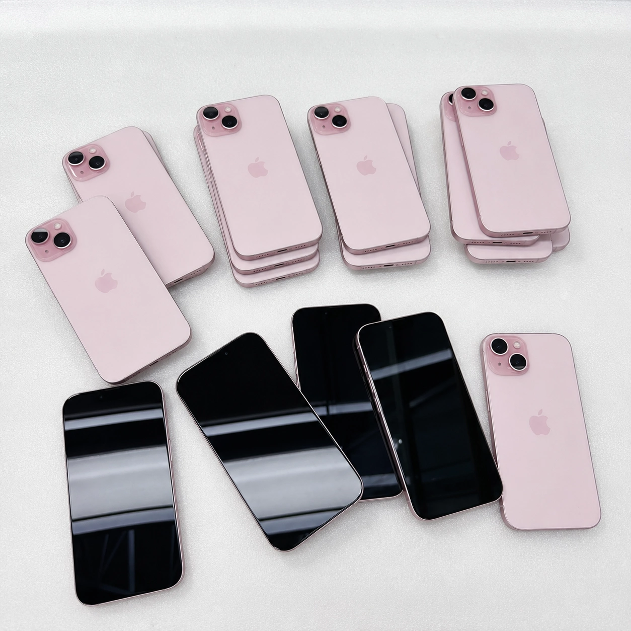 Original Used iPhone 15 Wholesale - Pink - Image 5