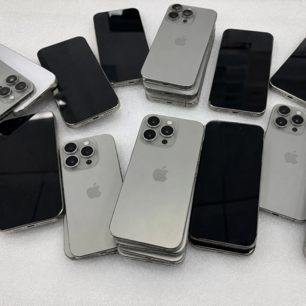 Used iPhone 15 Pro Wholesale - Natural Titanium - Image 5