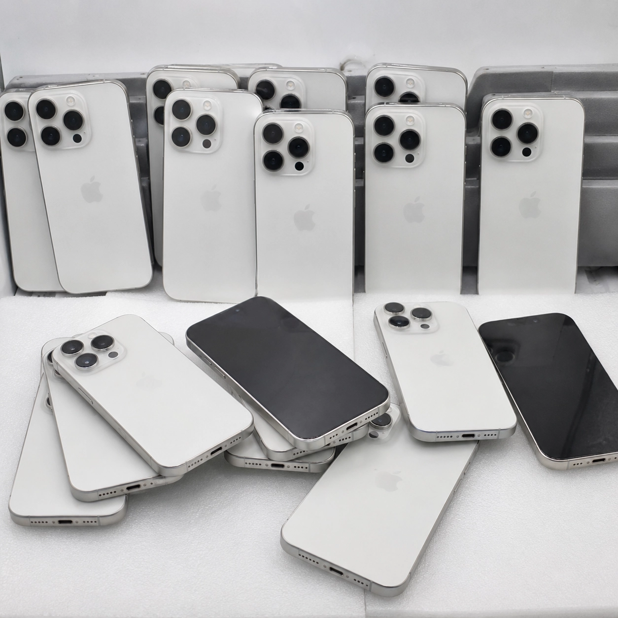 Original Used iPhone 15 Pro - White Titanium - Image 5